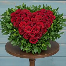 Цветочная композиция из Розы в виде сердца #REPLACE_PRED# Ярково Новосибирской области