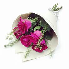 Букет цветов из:  Розы в Ярково Новосибирской области