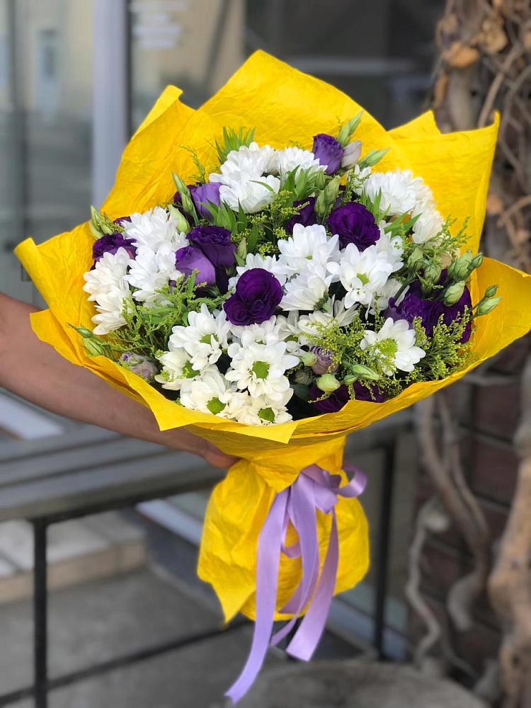 Букет цветов из: Ирисы, Хризантемы и Ромашки в Ярково Новосибирской области