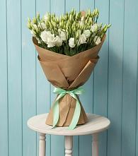 Букет цветов из:  Лизиантусы в Ярково Новосибирской области