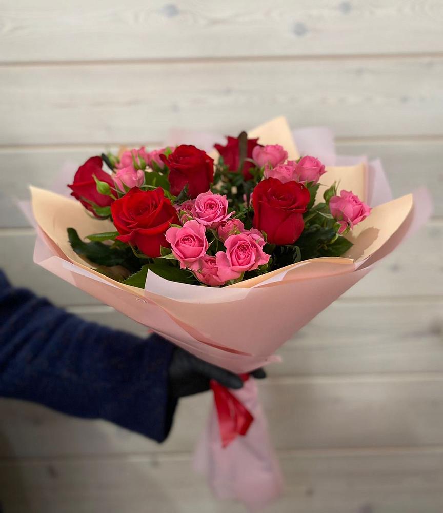 Букет цветов из: Розы в Ярково Новосибирской области