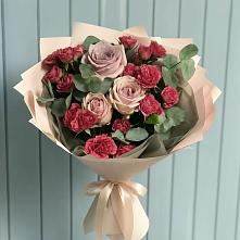 Букет цветов из:  Гвоздики и Розы в Ярково Новосибирской области
